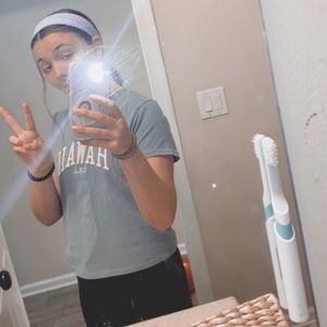 Meet your Posher, Ashley_k_